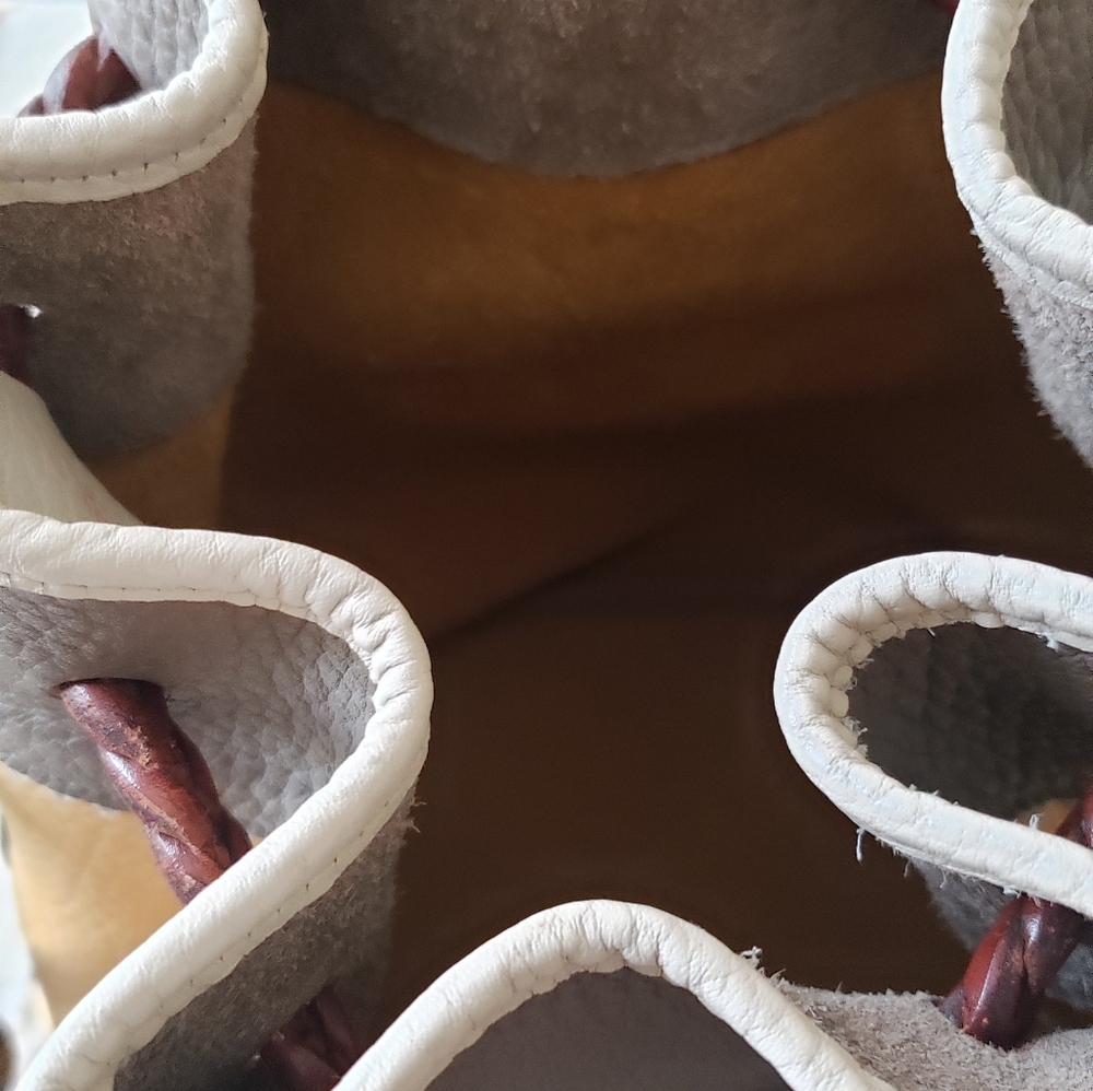 Dooney & Bourke Vintage Leather Bucket Bag - Picture 3 of 8